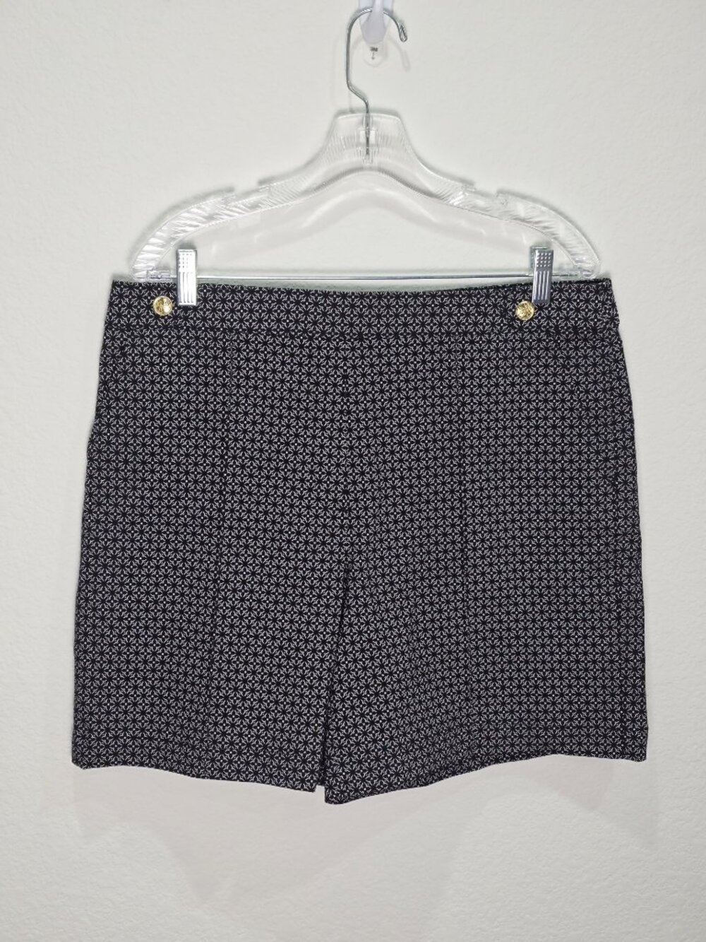RAFAELLA Geometric Print Stretch Shorts Gold Button Detail NWOT Size 14